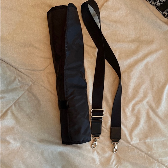 Kate Spade Black and White Baby Bag, hot pink interior - Picture 4 of 6